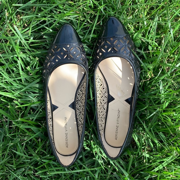 {Adrienne Vittadini} Black cut out flats - Picture 3 of 4